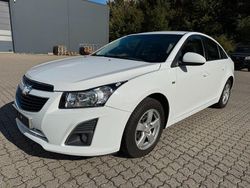 Weiß Gebraucht 2011 Chevrolet Cruze LS Limousine | 3.600 € (Fairer Preis)