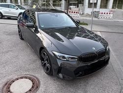 Grau Gebraucht 2024 BMW 330 Comfort Edition Limousine | 45.000 € (Guter Preis)
