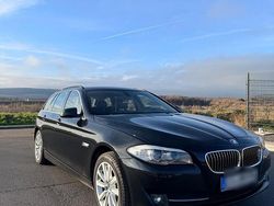 Schwarz Gebraucht 2011 BMW 520 Kombi | 8.900 €