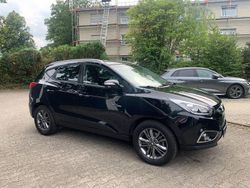 Schwarz Gebraucht 2015 Hyundai ix35 SUV | 10.950 € (Fairer Preis)