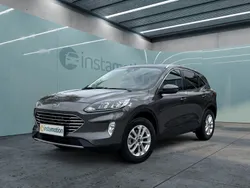 Grau Gebraucht 2022 Ford Kuga Titanium SUV | 26.421 € (Guter Preis)
