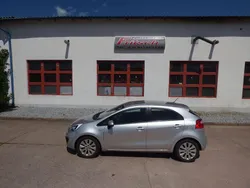 Silber Gebraucht 2012 Kia Rio Edition 7 Kleinwagen | 4.990 € (Guter Preis)