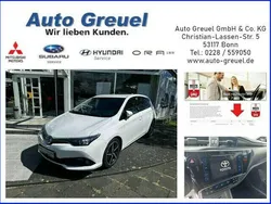 Super white perl Gebraucht 2017 Toyota Auris Edition-S Kombi | 10.780 € (Guter Preis)
