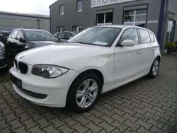 Weiß Gebraucht 2009 BMW 116 Kleinwagen | 3.950 € (Fairer Preis)
