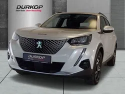 Perlmutt weiß Gebraucht 2021 Peugeot e-2008 Allure SUV | 16.990 € (Guter Preis)