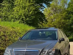 Grau Gebraucht 2010 Mercedes E250 Elegance Limousine | 15.000 € (Teuer)