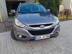 Grau Gebraucht 2012 Hyundai ix35 Premium SUV | 8.900 € (Guter Preis)