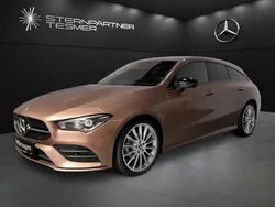 Gold Gebraucht 2022 Mercedes CLA180 Shooting Brake AMG Kombi | 27.439 € (Fairer Preis)