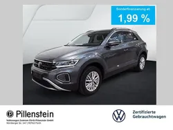 Indiumgrau metallic Gebraucht 2024 VW T-Roc Life SUV | 22.608 € (Guter Preis)