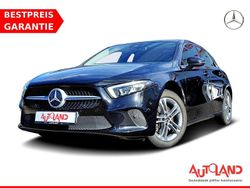 Kosmosschwarz metallic Gebraucht 2019 Mercedes A140 Progressive Kleinwagen | 25.990 €