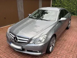 Grau Gebraucht 2009 Mercedes E250 Coupé | 9.600 € (Fairer Preis)