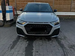 Grau Gebraucht 2023 Audi A1 S-Line Kleinwagen | 30.750 € (Fairer Preis)