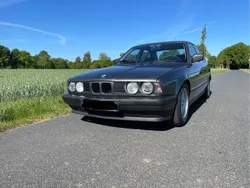 Grau Gebraucht 1989 BMW 520 Limousine | 4.700 €