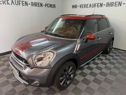 Grau Gebraucht 2016 Mini Park Lane Countryman Chili SUV | 10.999 €