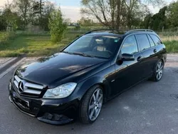 Schwarz Gebraucht 2011 Mercedes C180 Limousine | 6.490 € (Fairer Preis)