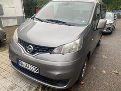 Grau Gebraucht 2015 Nissan Evalia Tekna Van / Kleinbus | 8.390 € (Etwas zu teuer)