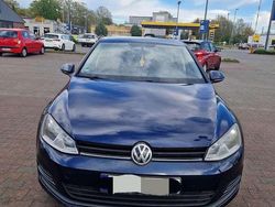 Blau Gebraucht 2014 VW Golf VII Trendline Kleinwagen | 6.900 € (Fairer Preis)