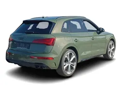 Grün Gebraucht 2023 Audi SQ5 Basis SUV | 70.249 €