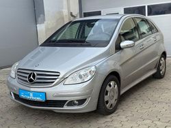 Grau Gebraucht 2005 Mercedes B180 Van / Kleinbus | 1.500 € (Fairer Preis)