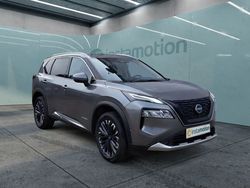 Grau Gebraucht 2022 Nissan X-Trail Tekna SUV | 46.790 €