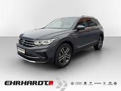 Grau Gebraucht 2022 VW Tiguan Elegance SUV | 39.590 € (Teuer)