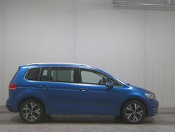 Caribbean blue metallic Gebraucht 2020 VW Touran Highline Van / Kleinbus | 22.480 € (Superpreis)