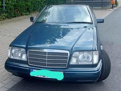 Grün Gebraucht 1997 Mercedes E220 Cabrio | 15.500 € (Superpreis)