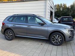 Graphitegrau metallic graphitegrau metallic Neu 2025 Skoda Kamiq Selection SUV | 27.929 € (Fairer Preis)