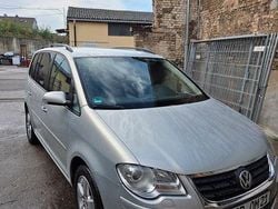 Silber Gebraucht 2009 VW Touran United Van / Kleinbus | 4.000 € (Guter Preis)