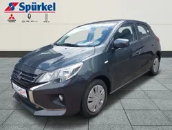 Grau Gebraucht 2024 Mitsubishi Space Star Select Limousine | 12.980 € (Fairer Preis)