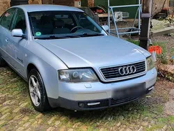 Grau Gebraucht 2000 Audi A6 Limousine | 1.000 € (Superpreis)