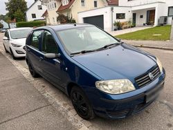 Blau Gebraucht 2004 Fiat Punto Kleinwagen | 700 €