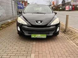 Schwarz Gebraucht 2009 Peugeot 308 Kombi | 1.950 €