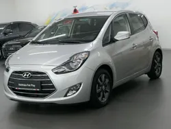 Silber Gebraucht 2017 Hyundai ix20 YES! Van / Kleinbus | 12.390 € (Fairer Preis)