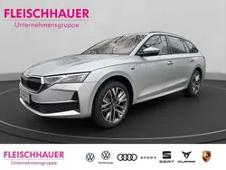 Silber Neu 2025 Skoda Octavia Selection Kombi | 39.470 € (Fairer Preis)