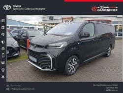 Schwarz Gebraucht 2025 Toyota Proace Verso Team Kombi | 41.450 € (Fairer Preis)