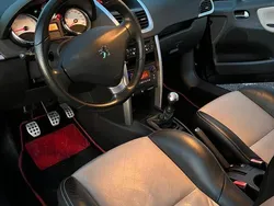 Schwarz Gebraucht 2009 Peugeot 207 CC Roland Garros Cabrio | 4.200 € (Fairer Preis)
