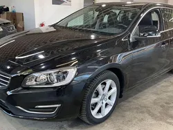 Schwarz Gebraucht 2017 Volvo V60 Kombi | 20.999 € (Etwas zu teuer)