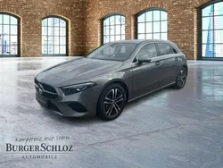 Grau Gebraucht 2025 Mercedes A180 Progressive Limousine | 30.800 € (Fairer Preis)