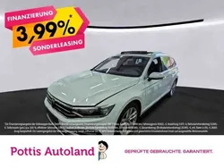 Weiss Gebraucht 2023 VW Passat Elegance Kombi | 28.977 € (Etwas zu teuer)