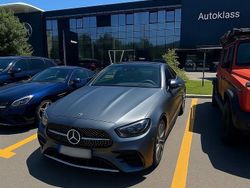 Grau Gebraucht 2021 Mercedes 300 Limousine | 45.900 €