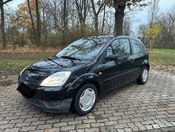 Schwarz Gebraucht 2003 Ford Fiesta Kleinwagen | 2.199 € (Fairer Preis)