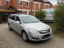 Silber Gebraucht 2007 Opel Astra Kombi | 2.500 € (Fairer Preis)
