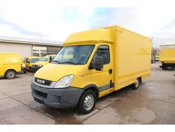 Gelb Gebraucht 2011 Iveco Daily Van | 7.497 € (Guter Preis)