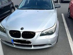Grau Gebraucht 2005 BMW 525 Limousine | 3.700 € (Fairer Preis)