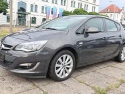 Grau Gebraucht 2013 Opel Astra Active Limousine | 5.800 € (Superpreis)