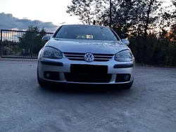 Silber Gebraucht 2004 VW Golf V Limousine | 4.700 € (Etwas zu teuer)