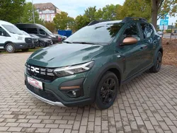 Grün Gebraucht 2025 Dacia Sandero Extreme Kleinwagen | 18.900 € (Guter Preis)
