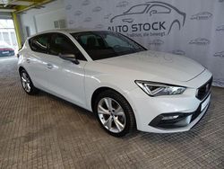 Weiß Gebraucht 2020 Seat Leon FR Limousine | 17.750 € (Fairer Preis)