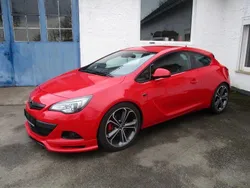 Rot Gebraucht 2011 Opel Astra GTC Limousine | 10.000 € (Teuer)